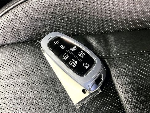 Certified 2023 Hyundai Tucson Limited w/ Cargo Package image 10