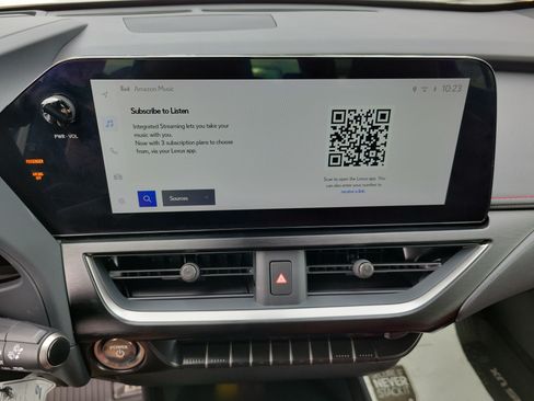 Used 2023 Lexus UX 250h F Sport AWD/4WD image 15