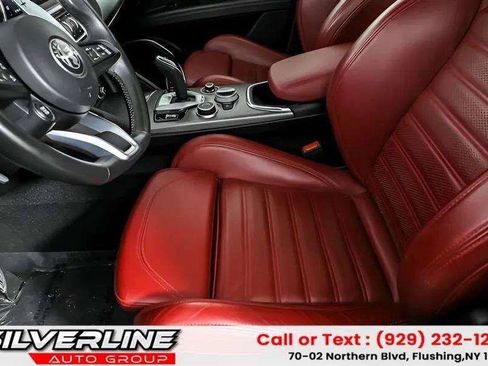 Used 2023 Alfa Romeo Stelvio Veloce AWD/4WD image 12