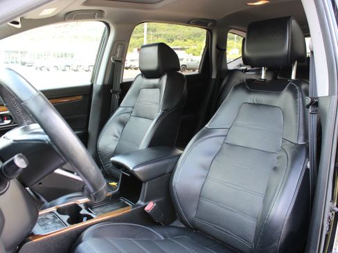 Used 2021 Honda CR-V Touring image 14