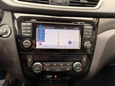 Used 2016 Nissan Rogue SL w/ SL Premium Package AWD/4WD image 14