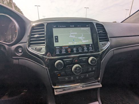 Used 2021 Jeep Grand Cherokee Limited w/ Premium Lighting Group image 4