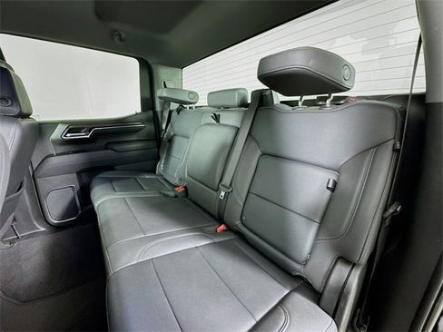 Used 2024 GMC Sierra 1500 SLT image 22
