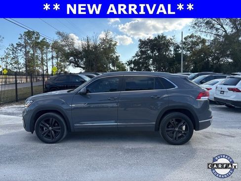 Used 2022 Volkswagen Atlas Cross Sport SEL R-Line image 16