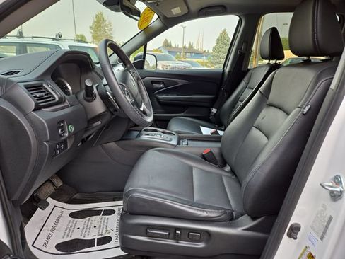 Used 2023 Honda Ridgeline RTL image 3