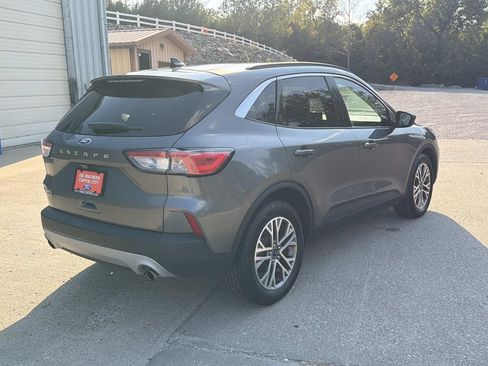 Used 2022 Ford Escape SEL w/ Technology Package FWD image 5