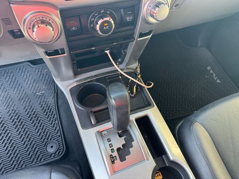 Used 2013 Toyota 4Runner Limited image 14