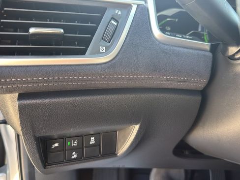 Used 2018 Honda Clarity Touring image 17