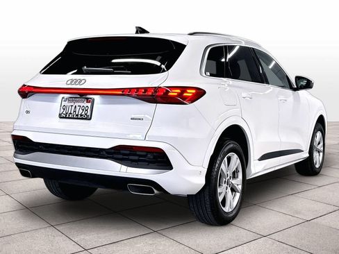 Certified 2025 Audi Q5 Premium AWD/4WD image 14