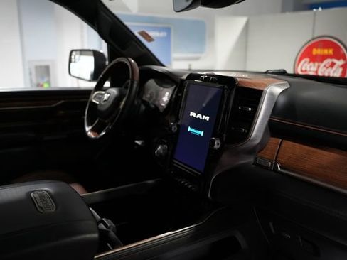 Used 2019 RAM 1500 Limited image 22