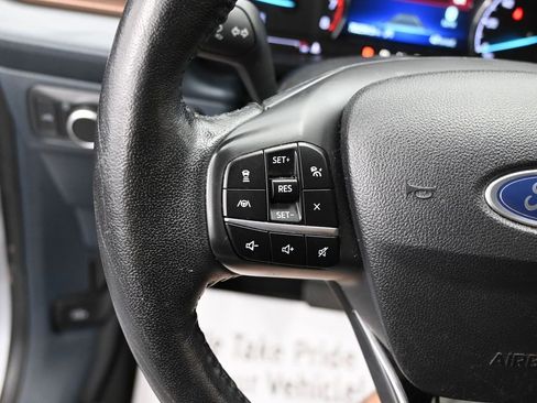 Used 2022 Ford Maverick Lariat w/ Lariat Luxury Package image 19