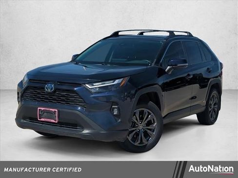 Used 2023 Toyota RAV4 XLE Premium image 1
