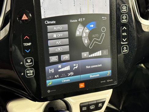 Used 2017 Toyota Prius Prime Advanced image 24