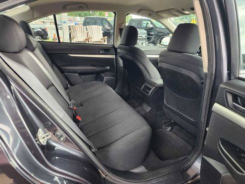 Used 2010 Subaru Legacy 2.5i AWD/4WD image 14