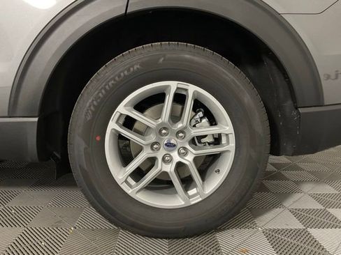 New 2025 Ford Explorer Active w/ Active Comfort Package image 10