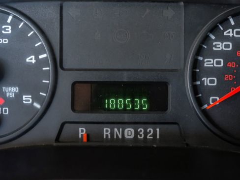 Used 2005 Ford F250 XL image 19