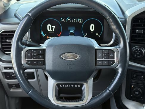 Used 2021 Ford F150 Limited image 12