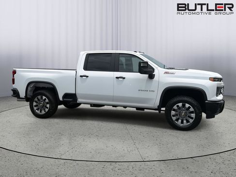 New 2026 Chevrolet Silverado 2500 Custom w/ Custom Value Package AWD/4WD image 6