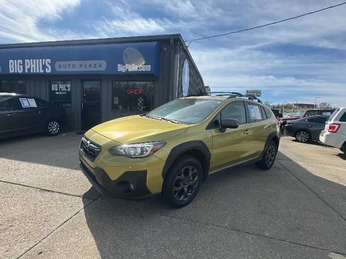 Used 2021 Subaru Crosstrek 2.5i Sport w/ Moonroof Package AWD/4WD image 4
