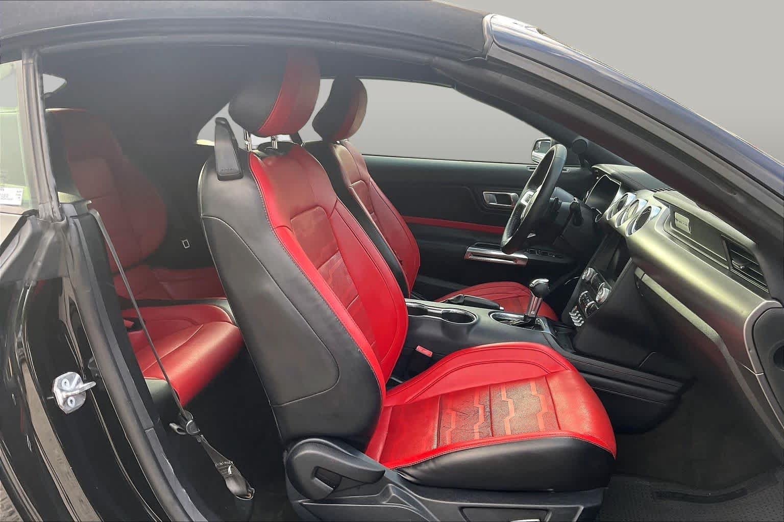 Used 2018 Ford Mustang Premium w/ Equipment Group 201A RWD image 9