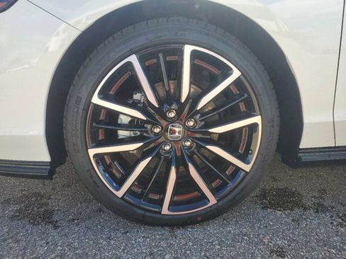 Certified 2025 Honda Accord Touring image 12