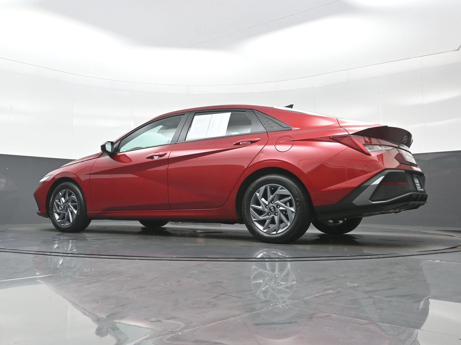 Certified 2026 Hyundai Elantra Hybrid FWD image 29