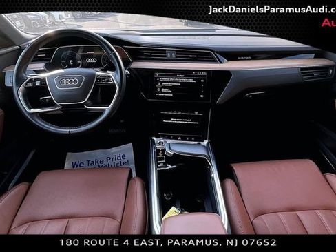 Used 2024 Audi Q8 e-tron Prestige w/ Prestige Package AWD/4WD image 13