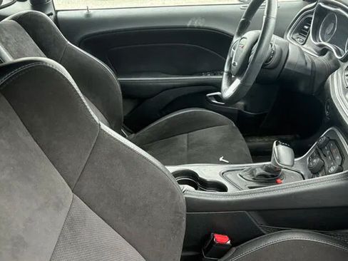 Used 2018 Dodge Challenger GT w/ GT Interior Package AWD/4WD image 5
