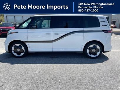 New 2025 Volkswagen ID. Buzz Pro S
