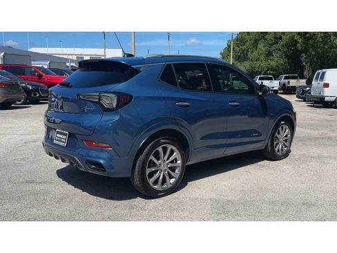 Certified 2024 Buick Encore GX Avenir FWD image 8