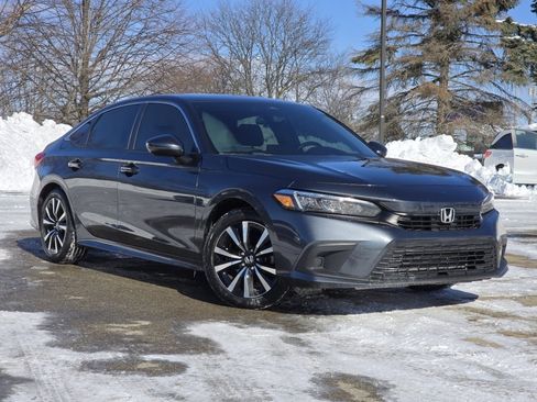 Used 2024 Honda Civic EX image 2