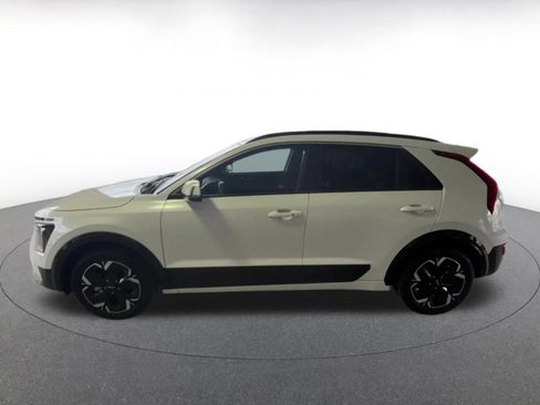Used 2023 Kia Niro Wind image 12