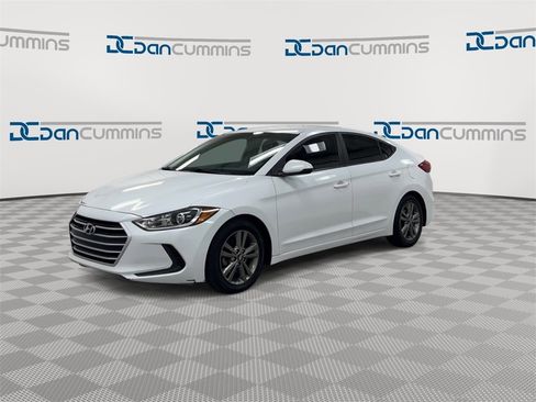 Used 2018 Hyundai Elantra SEL w/ Cargo Package image 4