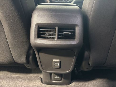 Used 2024 Chevrolet Equinox LT AWD/4WD image 33