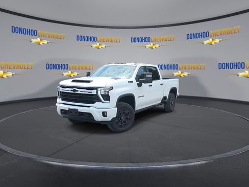 Used 2024 Chevrolet Silverado 2500 LTZ w/ LTZ Plus Package AWD/4WD image 10