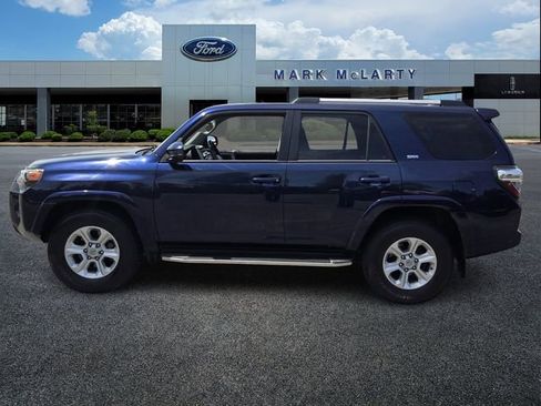 Used 2019 Toyota 4Runner SR5 RWD image 2