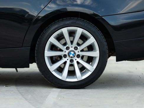 Used 2011 BMW 328i xDrive Sedan image 12