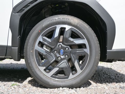 New 2026 Subaru Forester Premium AWD/4WD image 13