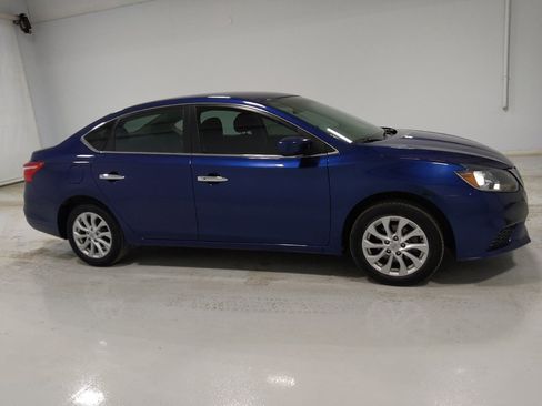 Used 2019 Nissan Sentra SV image 11