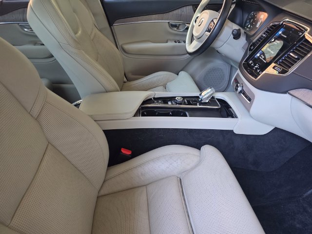 Used 2021 Volvo XC90 T8 Inscription w/ Advanced Package AWD/4WD image 15