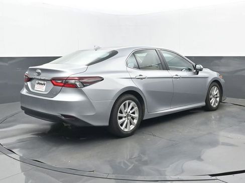 Used 2023 Toyota Camry LE FWD image 6