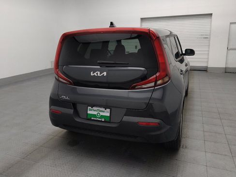 Used 2022 Kia Soul LX w/ Technology Package FWD image 7