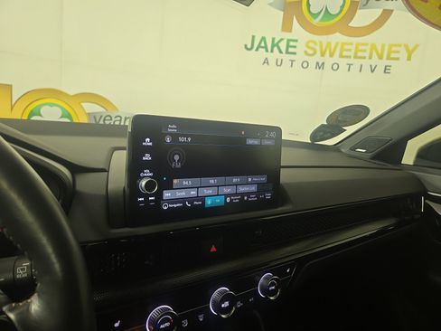 Used 2024 Honda CR-V Sport Touring image 19