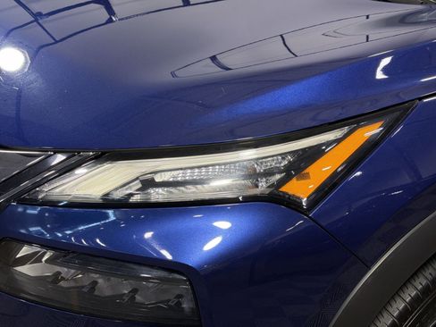 Used 2023 Nissan Rogue S AWD/4WD image 13