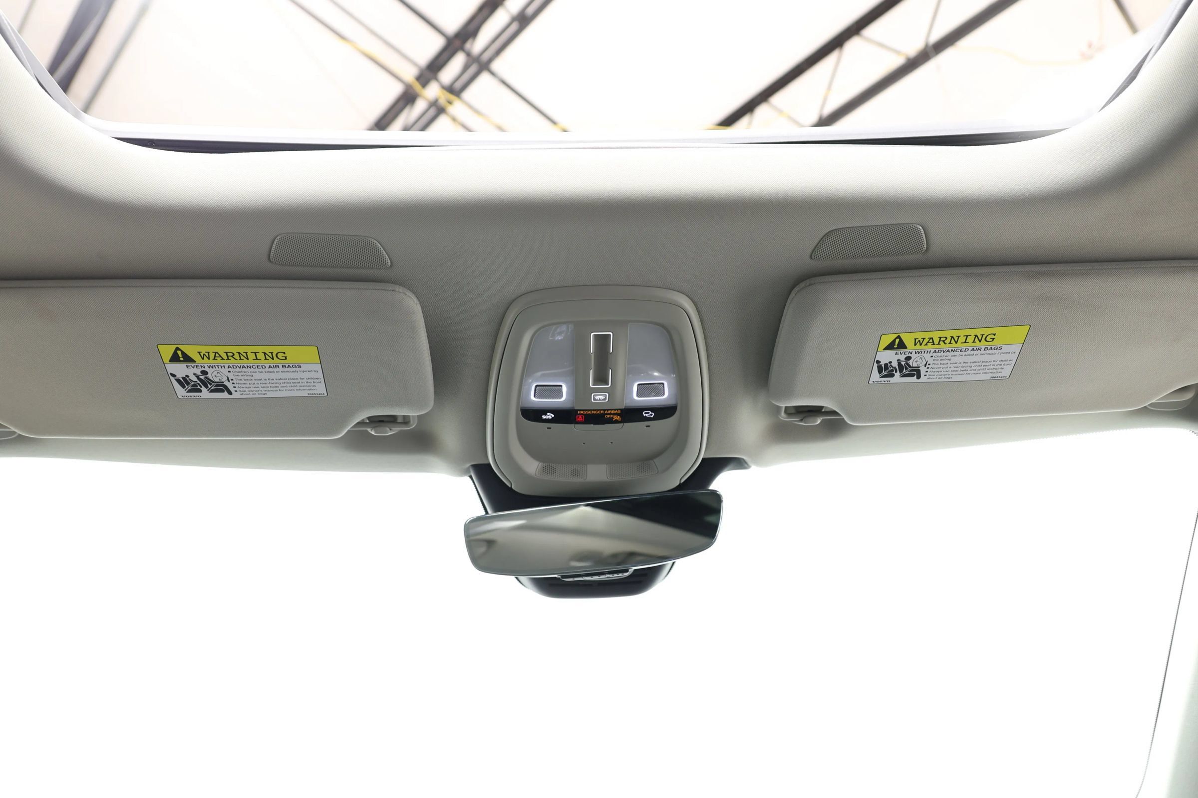 Used 2025 Volvo XC90 T8 Plus w/ Protection Package Premier AWD/4WD image 44