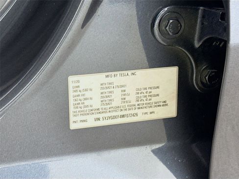 Used 2021 Tesla Model Y Performance image 14