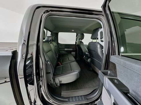 Used 2022 Ford F150 Lariat AWD/4WD image 30