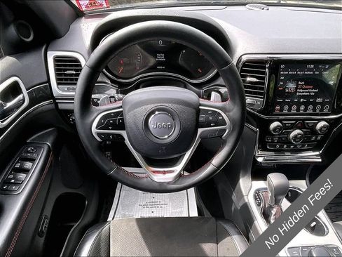Used 2019 Jeep Grand Cherokee Trailhawk w/ Interior Metal Package AWD/4WD image 5