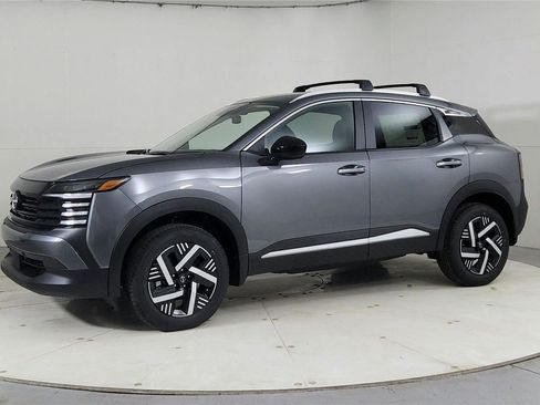 New 2026 Nissan Kicks SV w/ Cold Weather Package image 3