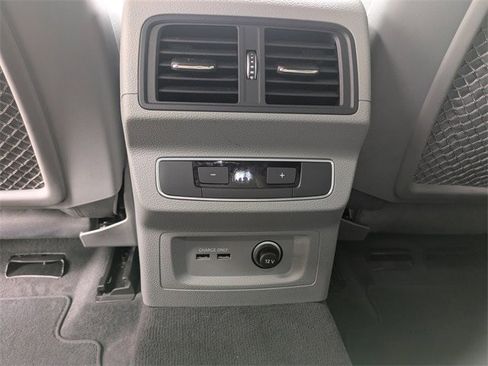 Used 2021 Audi Q5 2.0T Premium Plus w/ Premium Plus Package image 17